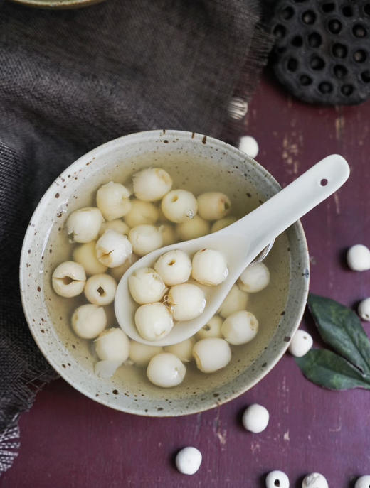 【江西广昌手工白莲子】地标性非遗传统手工制作  可生吃 无硫熏  冷水炖煮粉糯清香 入口即化 回归到农家本味 商品图6