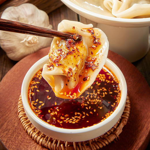 【G-九椒红油辣子】1瓶=高品质红油+高成本大量花椒油，48小时自然熟化，手工制作，0添加，大师调味，5种辣椒4种花椒32种天然香辛料，28道古法工艺，700余次调试，醇厚浓郁，香得迷糊儿 商品图3