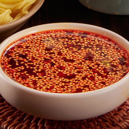 【G-九椒红油辣子】1瓶=高品质红油+高成本大量花椒油，48小时自然熟化，手工制作，0添加，大师调味，5种辣椒4种花椒32种天然香辛料，28道古法工艺，700余次调试，醇厚浓郁，香得迷糊儿 商品图1