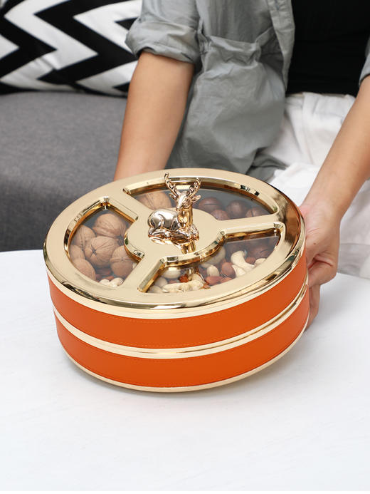 干果收纳盒客厅茶几坚果糖果盒轻奢干果盒带盖家用零食瓜子干果盘珐琅彩天鹅双层果盘 （合金+皮革款） 商品图3