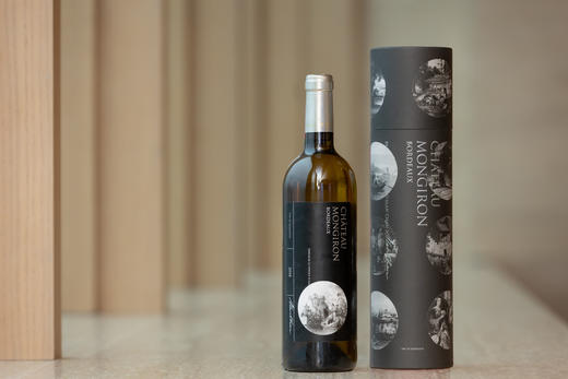 月是故乡明中秋礼盒——酩颂酒庄限量款干白葡萄酒 2018  Château Mongiron Blanc Alan Chan 2018 商品图1