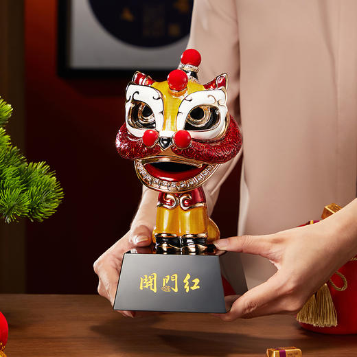 E-N-H0388 诺诗曼 开门红 珐琅(醒狮)摆件 国潮醒狮摆件珐琅彩高端家居客厅 商品图1