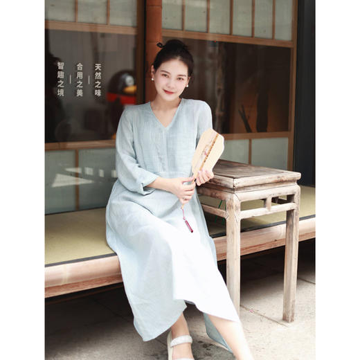 【线上专属】V领连衣裙（23707374-沧浪） 商品图1