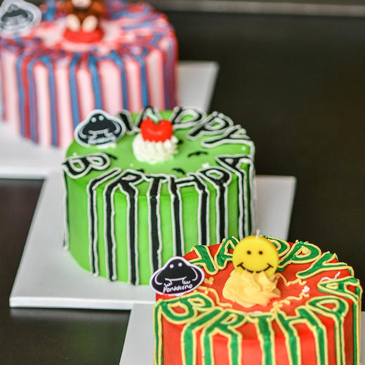 撞色字母奶油蛋糕（可改色） 商品图1