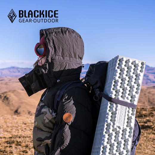 黑冰（BLACKICE）户外露营GEO单人蜂巢防潮垫铝箔款轻量可折叠便携蛋巢野餐垫子 Z6107淡青色（PLUS） 商品图4