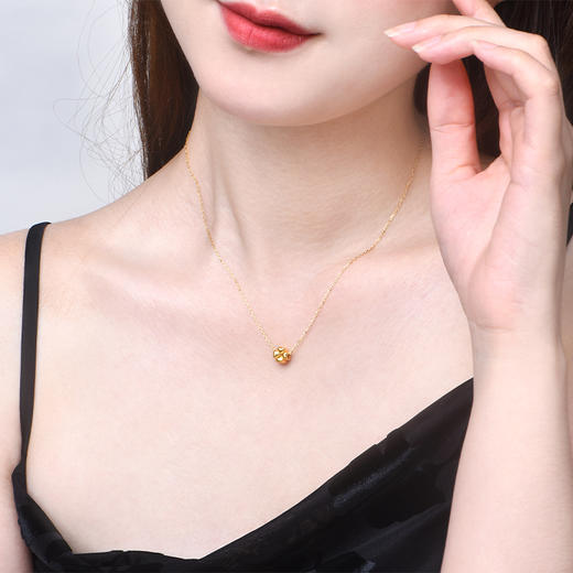 【官方直发 周六福999足金四叶草吊坠】带鉴定证书 赠925银镀金项链 配专柜礼盒礼袋 商品图4