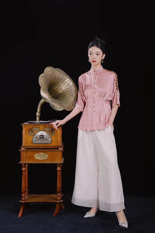 荷言GL 有约 新中式上衣落肩编织镂空收腰显腰身提花暗纹 商品图0