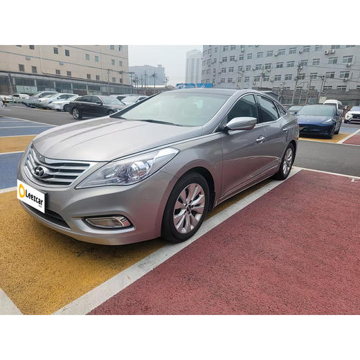 现代 雅尊 2.4L 豪华版【长租-北京】 商品图1