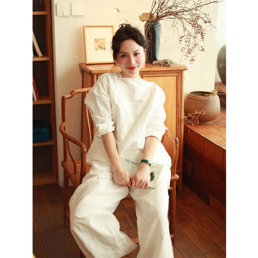 【抖音专属】中长款套头衫（23808465山矾） 商品图0