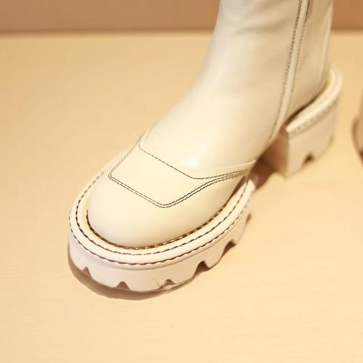 【抖音专属】马丁靴（DD2216302米白） 商品图1