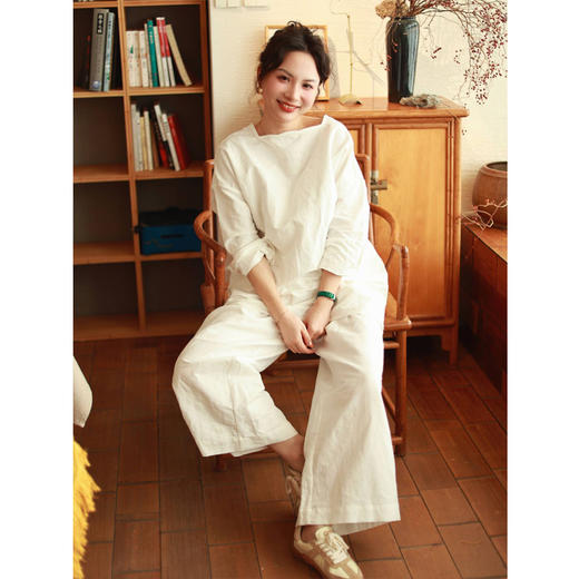 【抖音专属】中长款套头衫（23808465山矾） 商品图1