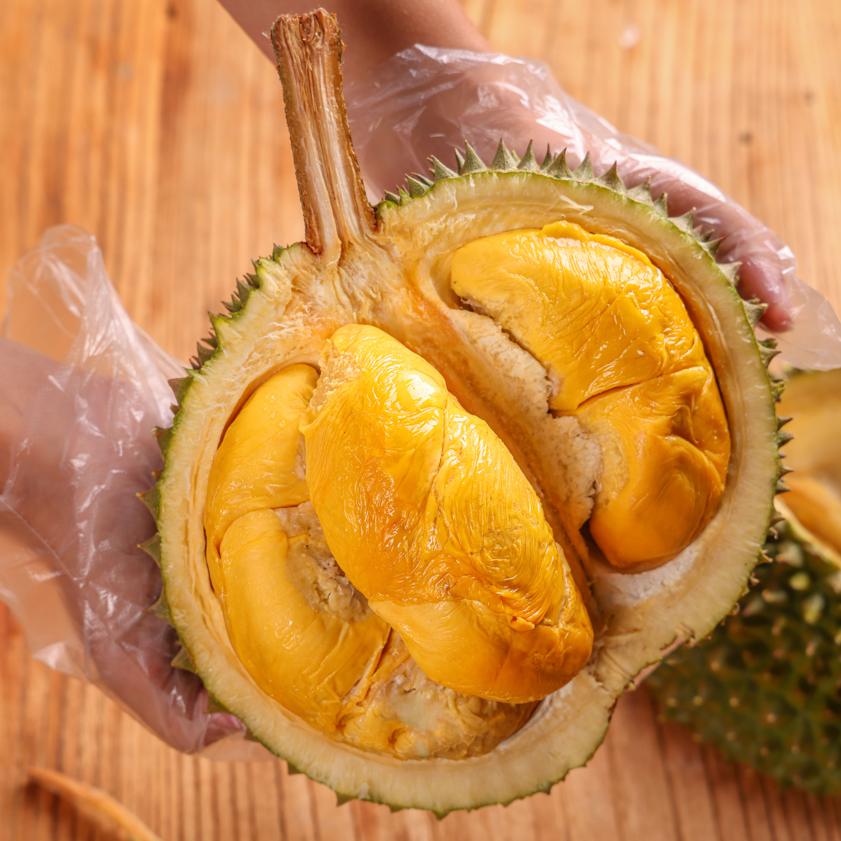 马来西亚黑刺榴莲D200 珍贵稀有 树上黄金 各规格保5房