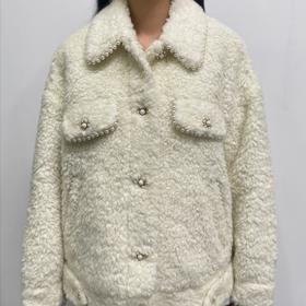 2022冬季时尚奶油白简约外套女