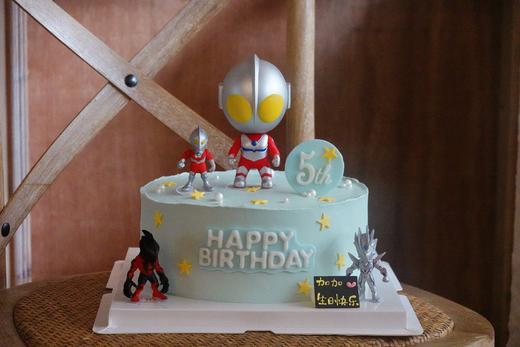 「咸蛋超人·奥特曼」岁数可改·翻糖巧克力·100%动物奶油（附图8寸·提前48小时预订） 商品图2