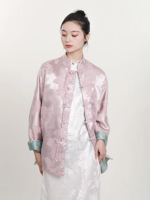 盛唐牡丹 | 松鼠葡萄真丝立领对襟外套(不夹棉-松鼠葡萄闪光面料款) 商品图0