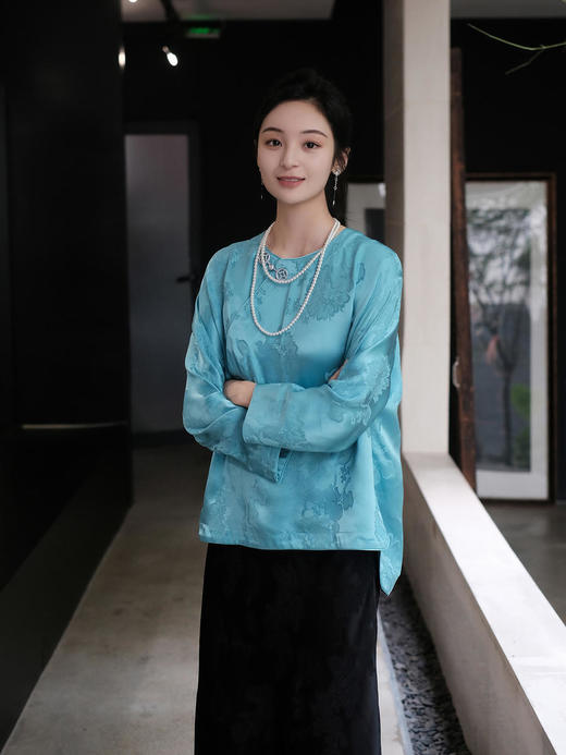 瑕疵|盛唐牡丹 |海青蓝石榴花纹样偏襟上衣[特价品](特殊商品不退不换) 商品图1