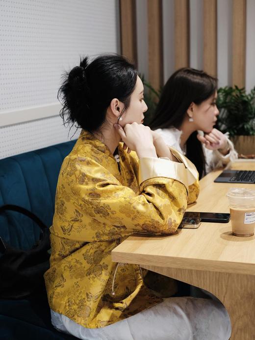 盛唐牡丹 | 花香引蝶真丝宋锦新中式外套 (夹棉) 商品图9