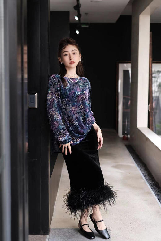 盛唐牡丹 |丝绒抽象玫瑰女上衣 商品图5