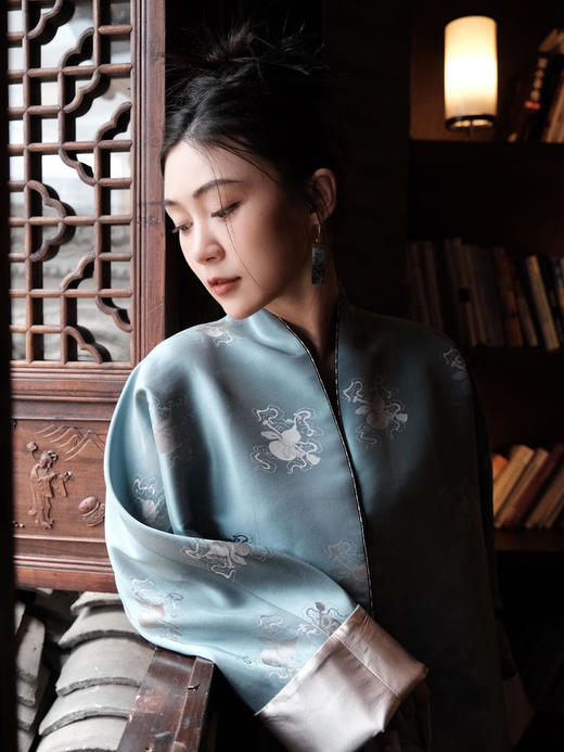 瑕疵|  盛唐牡丹 |花锦缎葫芦纹新中式外套(不夹棉)[特价品](特殊商品不退不换) 商品图2