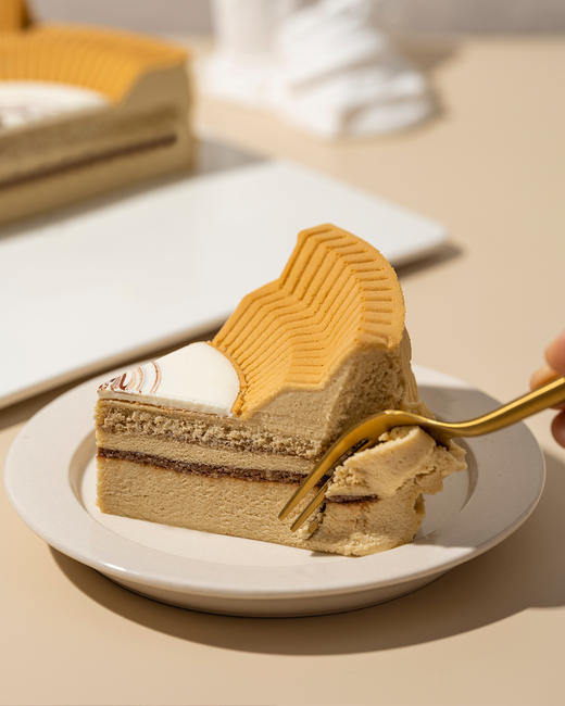罗马假日-摩卡咖啡榛子慕斯生日蛋糕（1.9-3.7磅） 商品图3