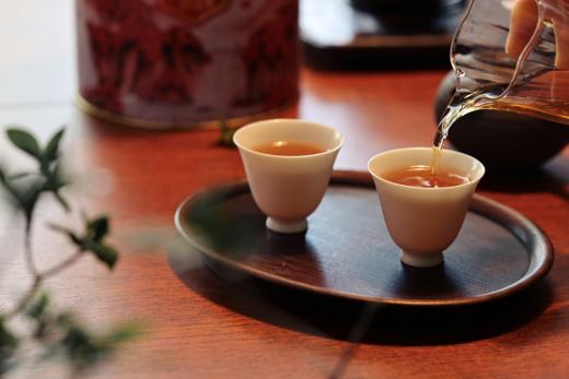 勐乐山2023高山红茶（鸿运）圆铁罐装300g 商品图3