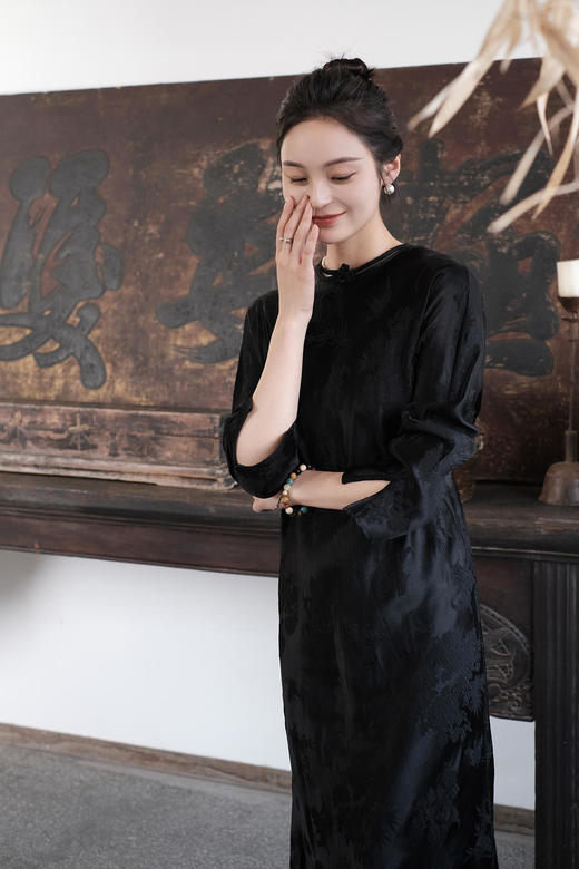 瑕疵|盛唐牡丹 |梅兰竹菊真丝冠乐皱斜襟旗袍裙[特价品](特殊商品不退不换) 商品图7