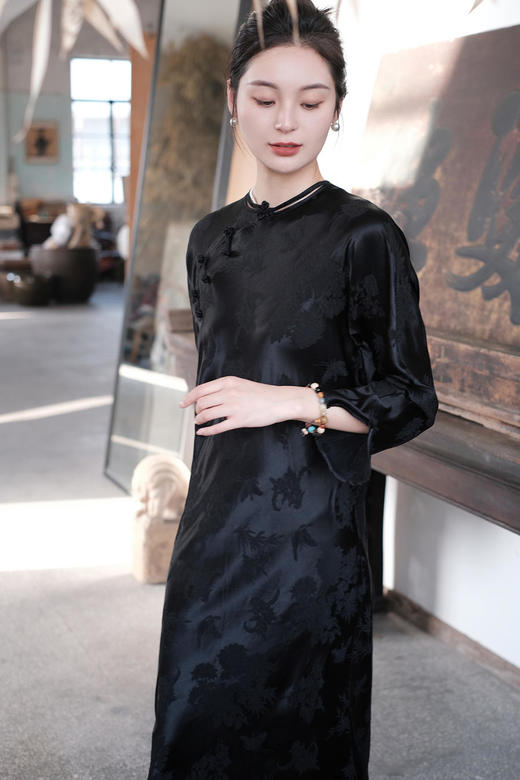 瑕疵|盛唐牡丹 |梅兰竹菊真丝冠乐皱斜襟旗袍裙[特价品](特殊商品不退不换) 商品图2