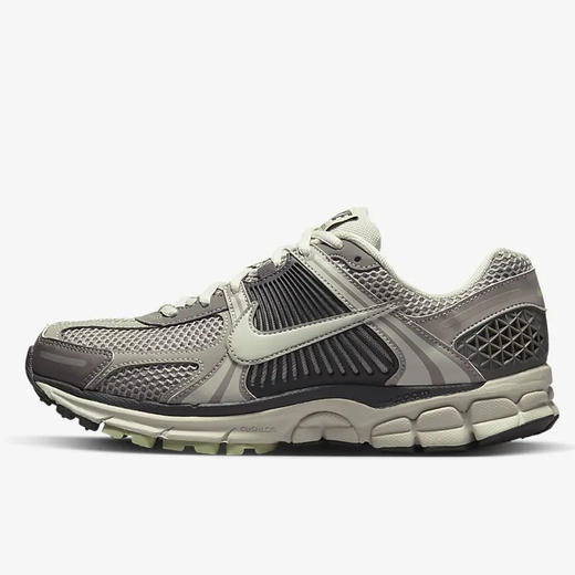 W NIKE ZOOM VOMERO 5 商品图1