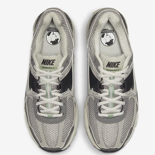W NIKE ZOOM VOMERO 5 商品图3