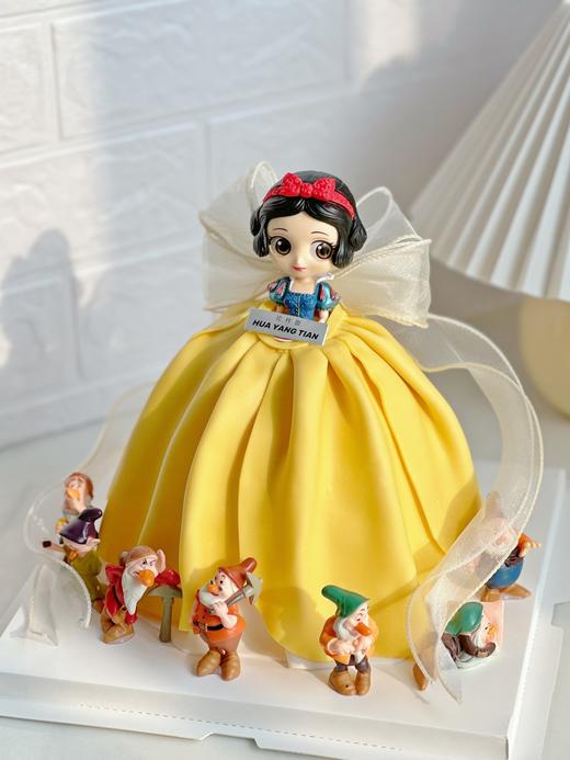 白雪公主和小矮人 · 奶油蛋糕 商品图0