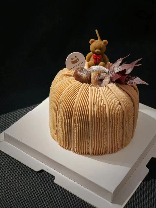 镇店爆款栗子蒙布朗奶油蛋糕 商品图4