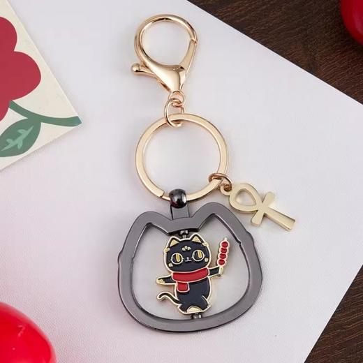 大英博物馆 盖亚·安德森猫和她的朋友们系列 财猫双全 糖葫芦旋转挂件钥匙扣 商品图1