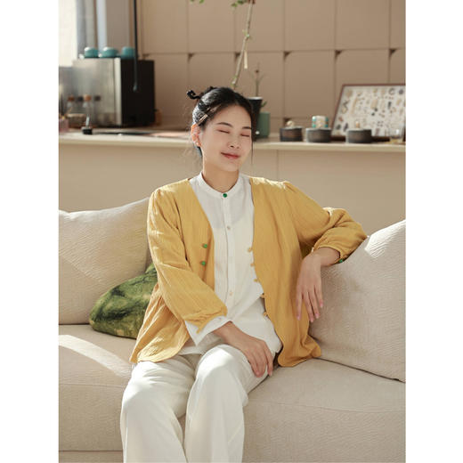 V领衬衫（23810554-黄河琉璃） 商品图3