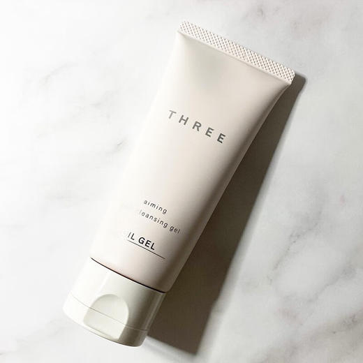 【特卖】THREE 臻致焕颜柔润卸妆啫喱 85g【保质期：2026年10月】 商品图2