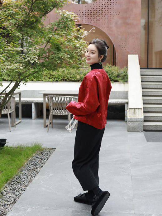 瑕疵|盛唐牡丹|冠乐绉圆领夹棉女外套[特价品] 商品图5