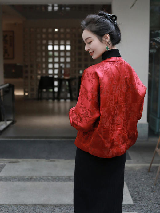 瑕疵|盛唐牡丹|冠乐绉圆领夹棉女外套[特价品] 商品图2