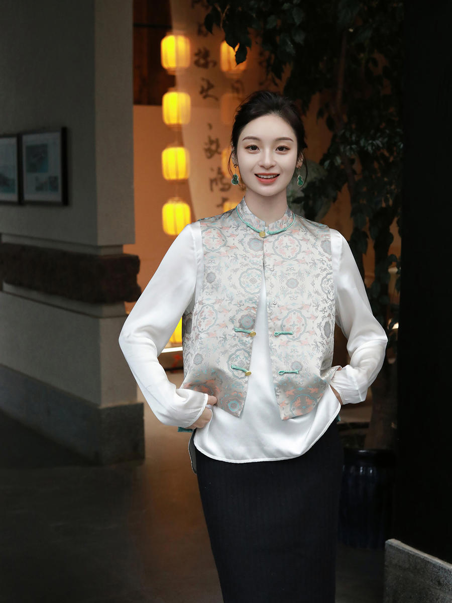 盛唐牡丹 |鹤鹿同春宋锦马甲