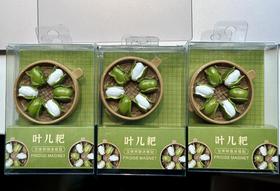 熊猫爱游丨立体树脂冰箱贴  叶儿耙