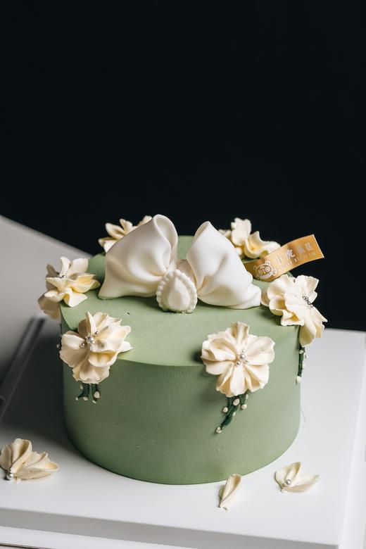山茶花蝴蝶结（裱花蛋糕） 商品图1