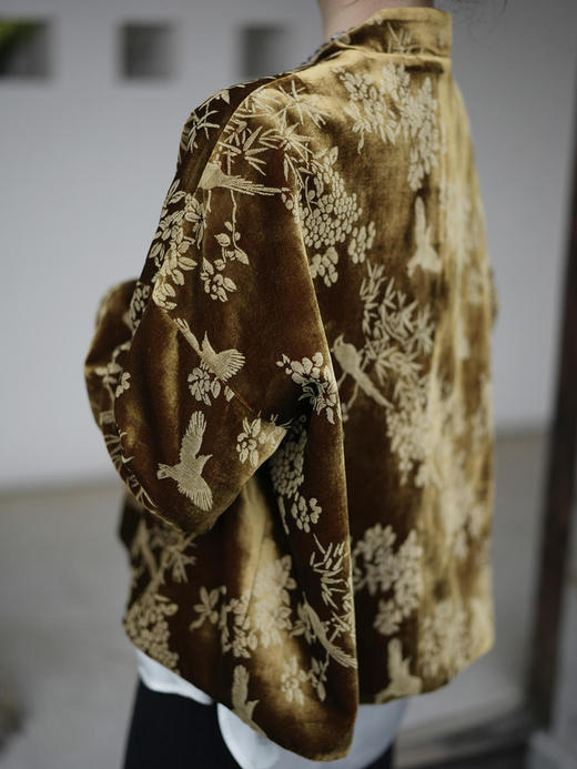 盛唐牡丹 |丝绒小鸟双面穿外套 (不夹棉) (实物的棕色一面为黑扣子.不是棕色扣子) 商品图10