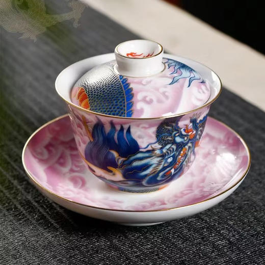 成艺龙腾盛世盖碗隐雕蝶恋马蹄介杯锦瑟元宝介杯 商品图2