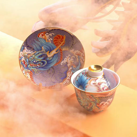 成艺龙腾盛世盖碗隐雕蝶恋马蹄介杯锦瑟元宝介杯 商品图4