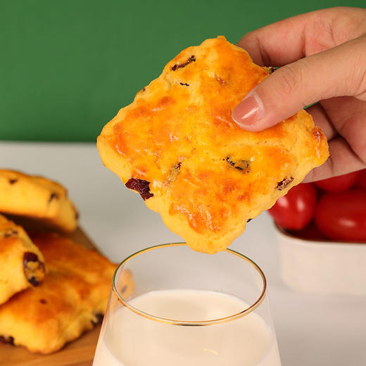 【自选专区】海鹏酸奶饼50g 商品图1