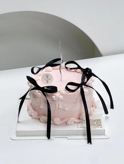 芭蕾风黑色蝴蝶结蛋糕（下单现做，根据排单3小时左右） 商品图0