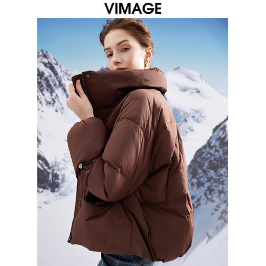 VIMAGE纬漫纪VIMAGE纬漫纪加厚保暖立领简约茧型显瘦 中长款百搭羽绒服冬新款VD2311203 商品图9