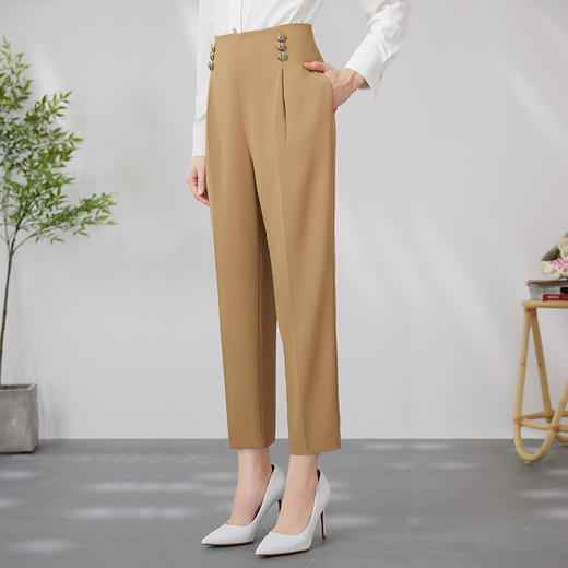 EITIE爱特爱舒适宽松腰封高腰哈伦小脚裤卡其色复古时尚24春新款A2405301 商品图1
