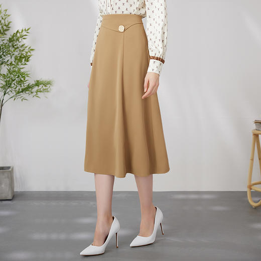 EITIE爱特爱卡其色高腰a字伞裙显瘦OL通勤百搭过膝半身裙24春新款A2406301 商品图1