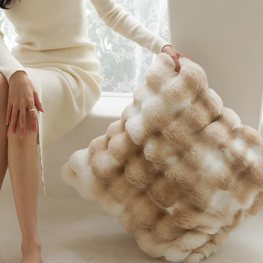 【换季出清】自然醒托斯卡纳法式轻奢保暖仿皮草扎染色毛毯沙发盖毯午睡盖被冬季加厚毯子MT 商品图6