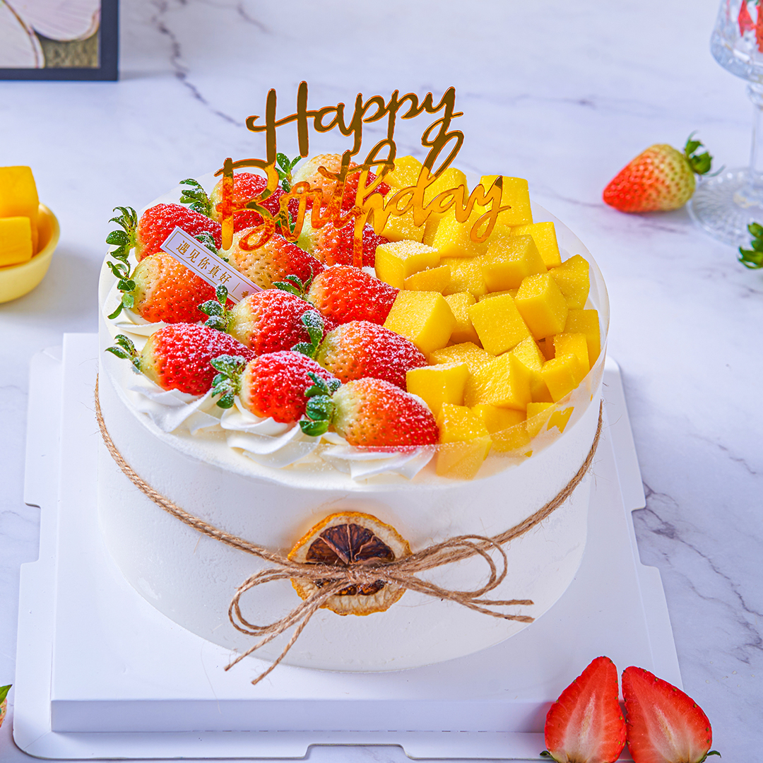 【甜蜜果果】草莓芒果双拼生日蛋糕，水果夹心。（提前6--8小时下单，18:00后下单最快第二天15:30后可到店取货，具体时间看门店而定。）