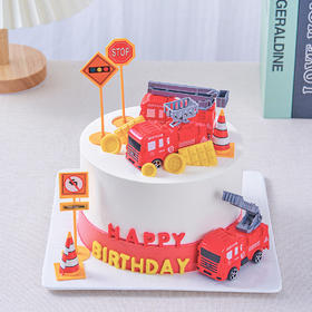 【拯救者】消防员消防车儿童生日蛋糕，水果夹心（提前6--8小时下单，18:00后下单最快第二天15:30后可到店取货，具体时间看门店而定。）